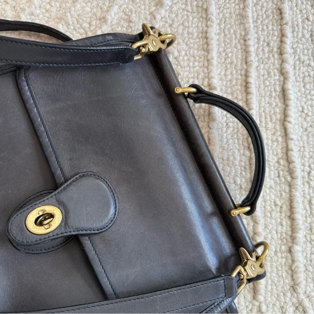 Vintage Coach Willis Bag M0651-F09927 Black Leather w Adjustable Strap & Hangtag - Picture 7 of 9